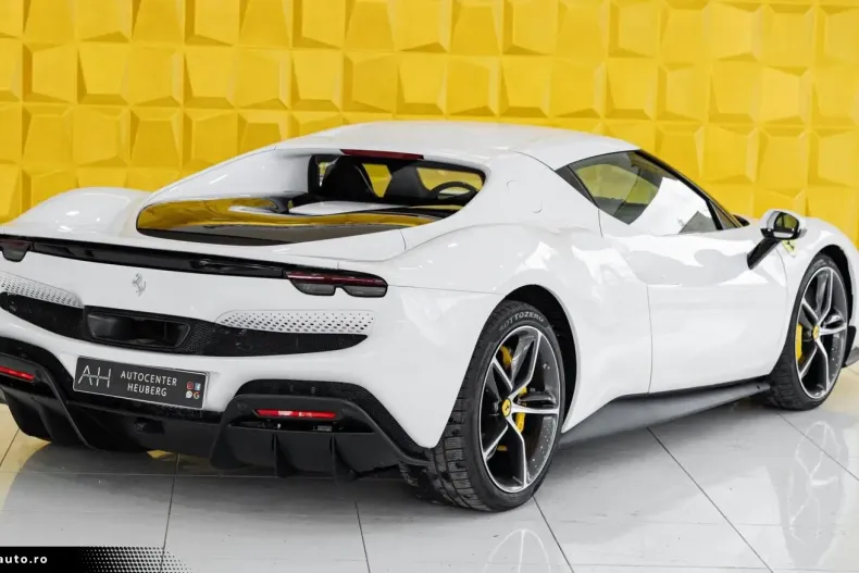 Ferrari 296 GTB din 2023 cu 9.740 km - oferta FER184855 - foto 32