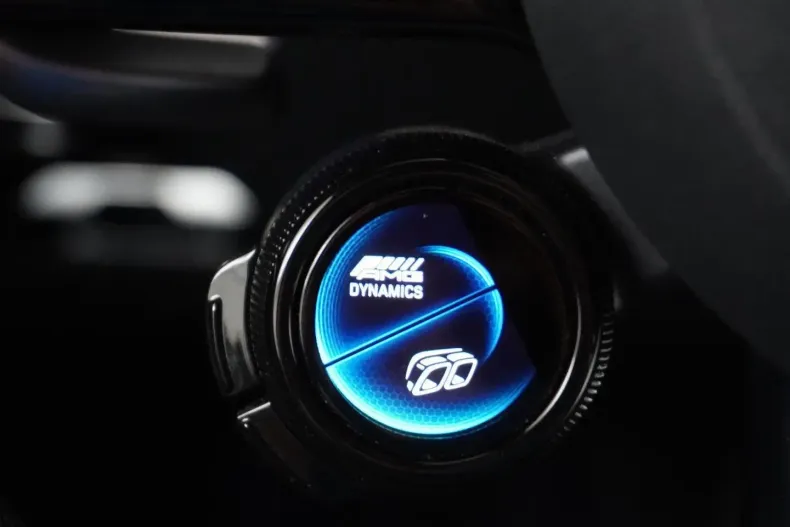 Mercedes-Benz SL 63 AMG (Clasa SL) din 2024 cu 13.538 km - oferta MER184856 - foto 39