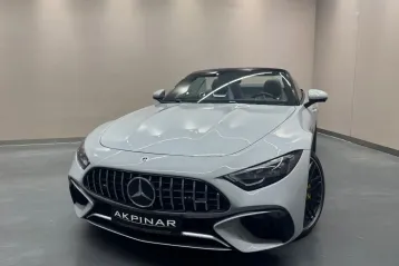 Mercedes-Benz SL 63 AMG din 2023 - oferta MER184866