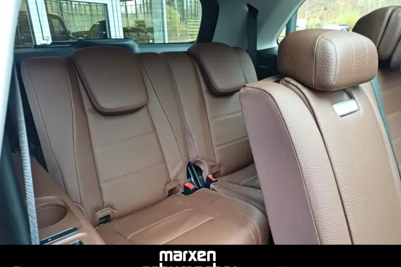 Mercedes-Benz GLS 580 (Clasa GLS) din 2023 cu 6.090 km - oferta MER184874 - foto 36