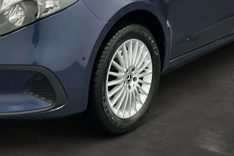 Mercedes-Benz V 220 (Clasa V) din 2024 cu 12.774 km - oferta MER184875 - foto 6