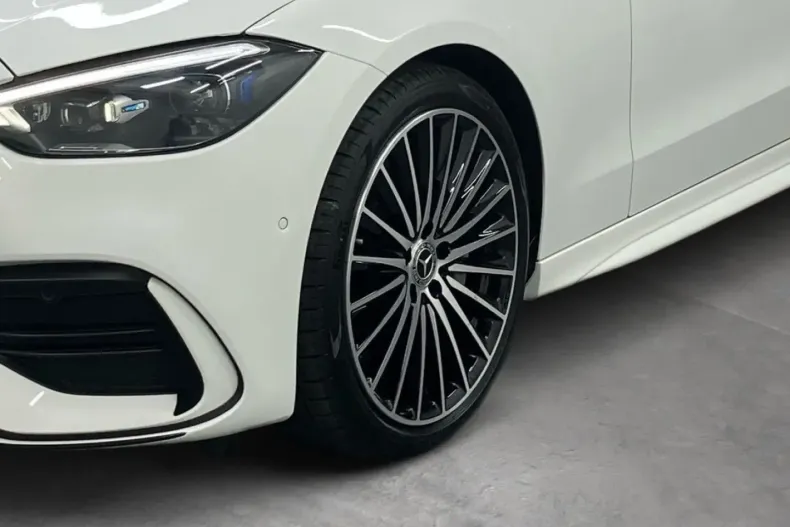 Mercedes-Benz C 300 (Clasa C) din 2024 cu 22.000 km - oferta MER184879 - foto 7