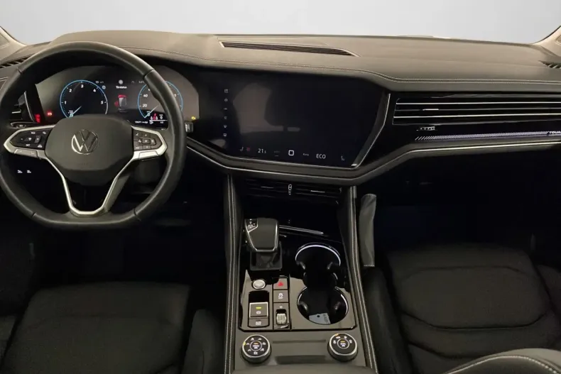 Volkswagen Touareg din 2025 cu 19.667 km - oferta VOL184888 - foto 4