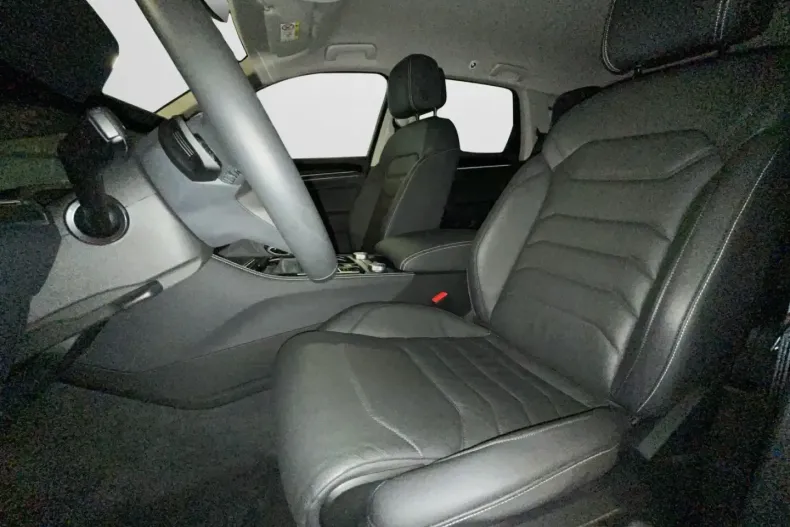 Volkswagen Touareg din 2025 cu 19.667 km - oferta VOL184888 - foto 12