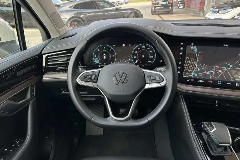 Volkswagen Touareg din 2025 cu 25.063 km - oferta VOL184889 - foto 20