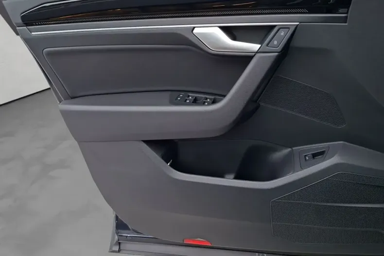 Volkswagen Touareg din 2025 cu 20.150 km - oferta VOL184890 - foto 15