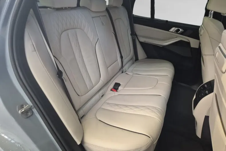 BMW X5 (Seria X) din 2025 cu 12.300 km - oferta BMW184896 - foto 12