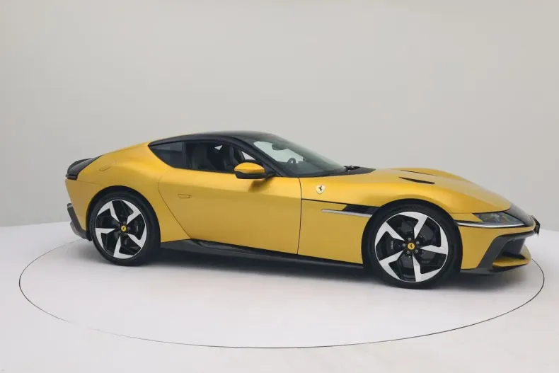 Ferrari 12Cilindri din 2024 cu 11.207 km - oferta FER184903 - foto 5