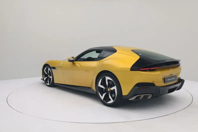 Ferrari 12Cilindri din 2024 cu 11.207 km - oferta FER184903 - foto 12