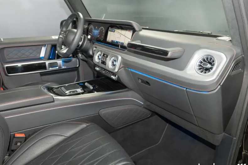 Mercedes-Benz G 63 AMG (Clasa G) din 2025 cu 9.102 km - oferta MER184909 - foto 17