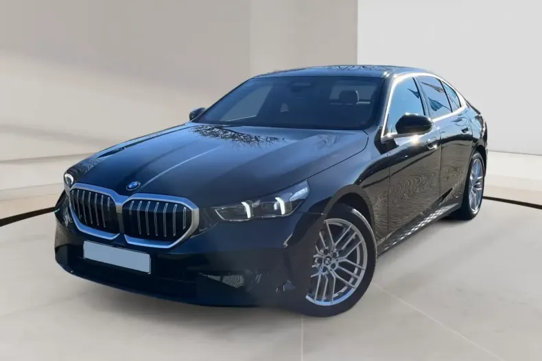 BMW 520 (Seria 5) din 2024 cu 20.600 km - oferta BMW184911 - foto 1