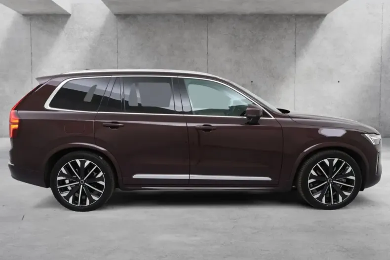 Volvo XC90 din 2025 cu 24.282 km - oferta VOL184914 - foto 4