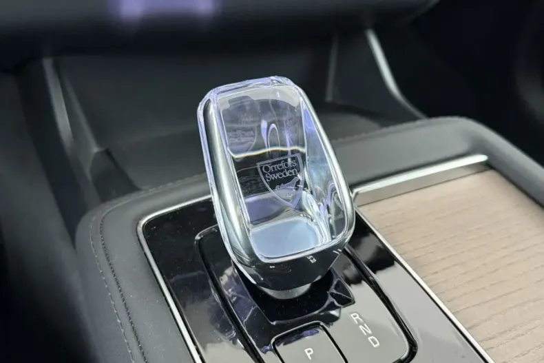 Volvo XC90 din 2025 cu 24.282 km - oferta VOL184914 - foto 35