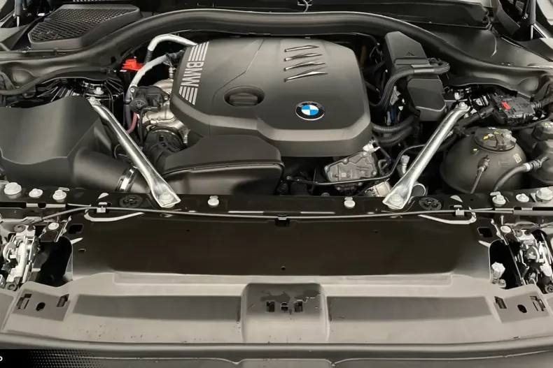 BMW 520 (Seria 5) din 2025 cu 25.400 km - oferta BMW184916 - foto 13