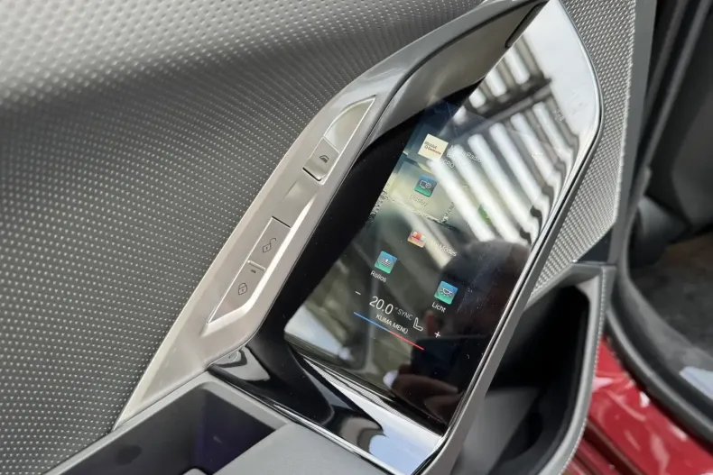 BMW M760 (Modele M) din 2024 cu 27.000 km - oferta BMW184918 - foto 34