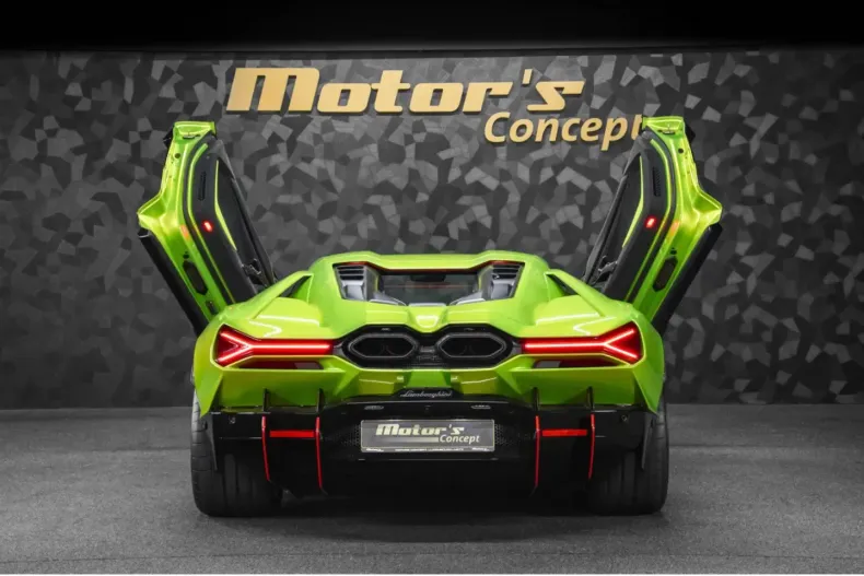 Lamborghini Revuelto din 2025 cu 2.190 km - oferta LAM184923 - foto 5