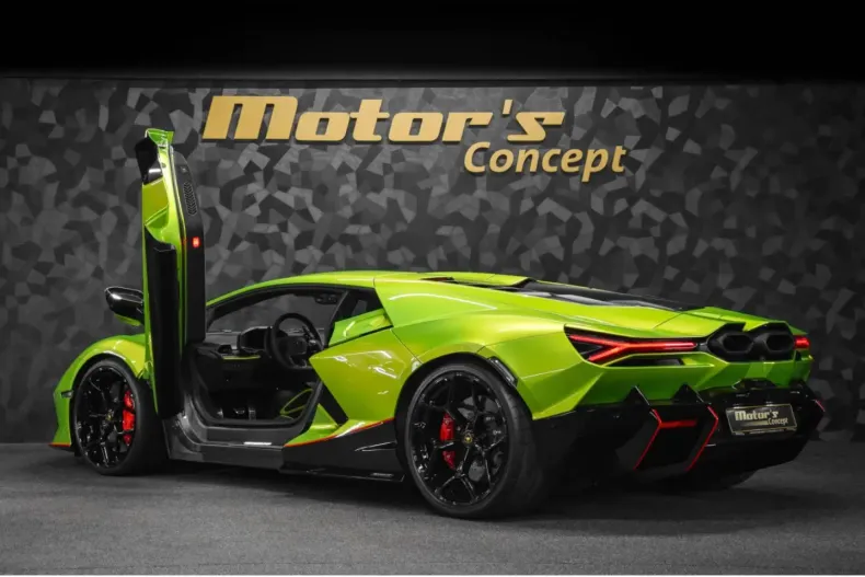 Lamborghini Revuelto din 2025 cu 2.190 km - oferta LAM184923 - foto 7