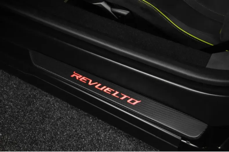 Lamborghini Revuelto din 2025 cu 2.190 km - oferta LAM184923 - foto 18