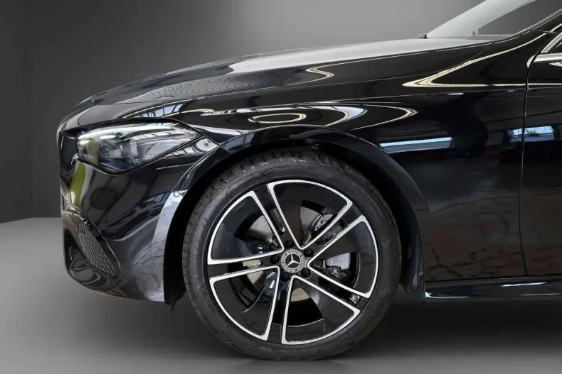 Mercedes-Benz CLE 200 (Clasa CLE) din 2024 cu 4.599 km - oferta MER184925 - foto 4