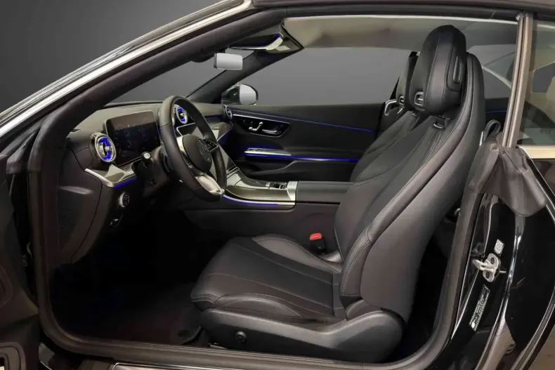 Mercedes-Benz CLE 200 (Clasa CLE) din 2024 cu 4.599 km - oferta MER184925 - foto 7