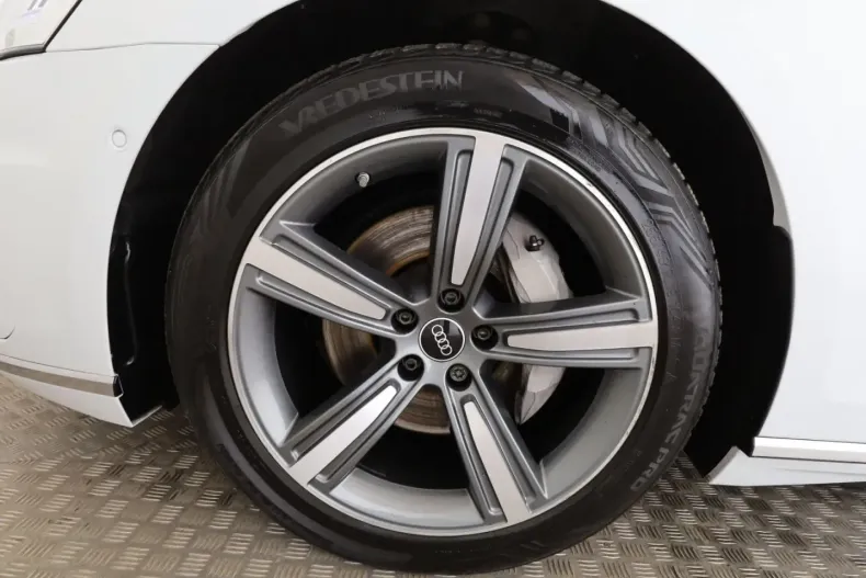 Audi A8 din 2021 cu 61.575 km - oferta AUD184929 - foto 8