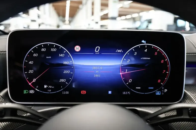 Mercedes-Benz CLE 200 (Clasa CLE) din 2024 cu 3.860 km - oferta MER184932 - foto 14