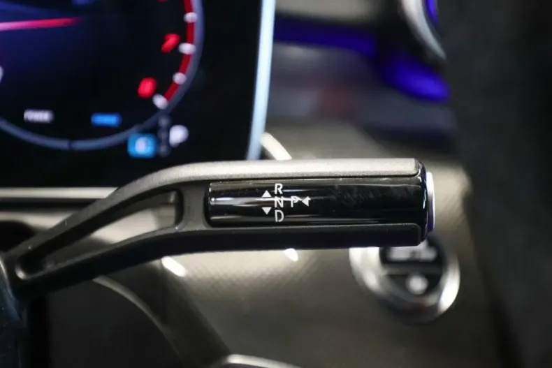 Mercedes-Benz CLE 200 (Clasa CLE) din 2024 cu 3.860 km - oferta MER184932 - foto 17