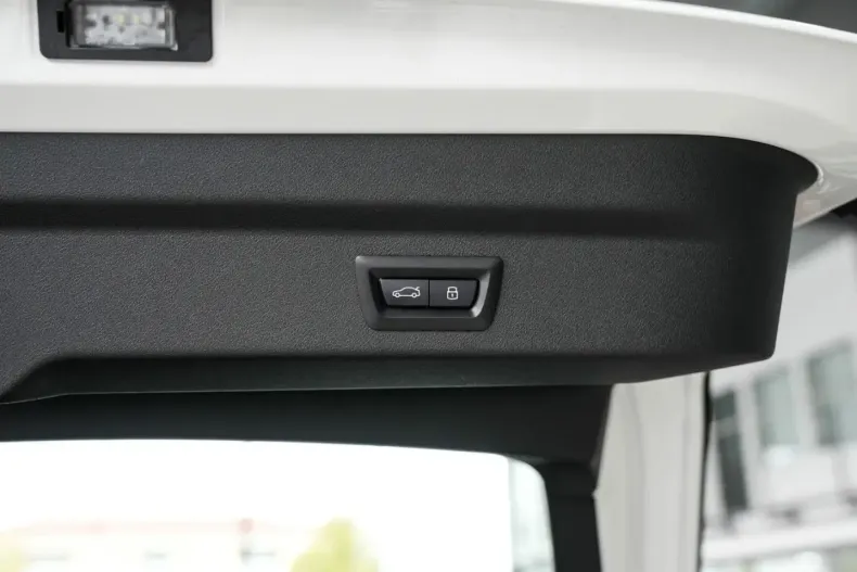 BMW X2 (Seria X) din 2024 cu 9.801 km - oferta BMW184937 - foto 25