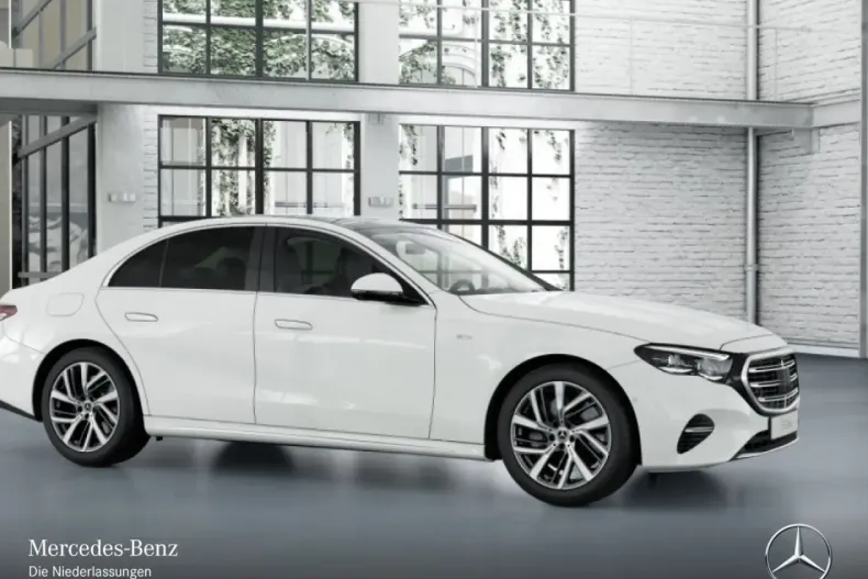 Mercedes-Benz E 300 (Clasa E) din 2025 cu 7.139 km - oferta MER184948 - foto 5