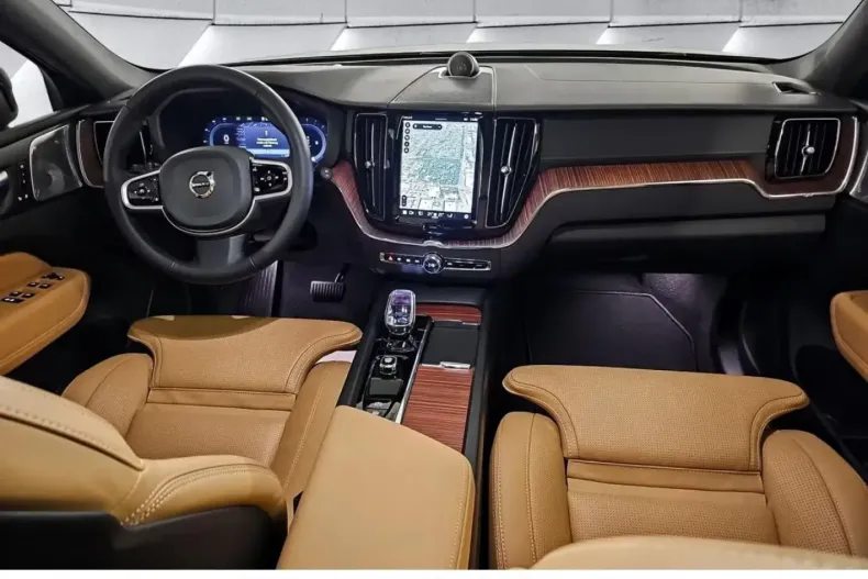 Volvo XC60 din 2025 cu 6.688 km - oferta VOL184950 - foto 5