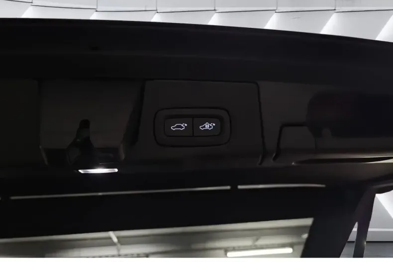 Volvo XC60 din 2025 cu 6.688 km - oferta VOL184950 - foto 27