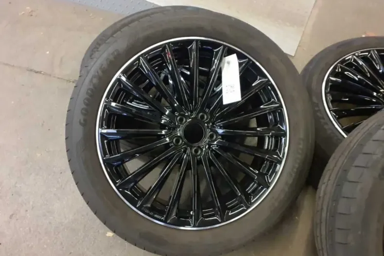 Mercedes-Benz GLC 220 (Clasa GLC) din 2024 cu 42.460 km - oferta MER184955 - foto 11