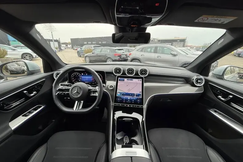 Mercedes-Benz GLC 220 (Clasa GLC) din 2024 cu 8.649 km - oferta MER184956 - foto 11