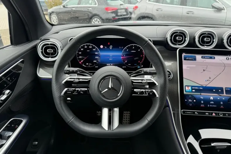 Mercedes-Benz GLC 220 (Clasa GLC) din 2024 cu 8.649 km - oferta MER184956 - foto 18