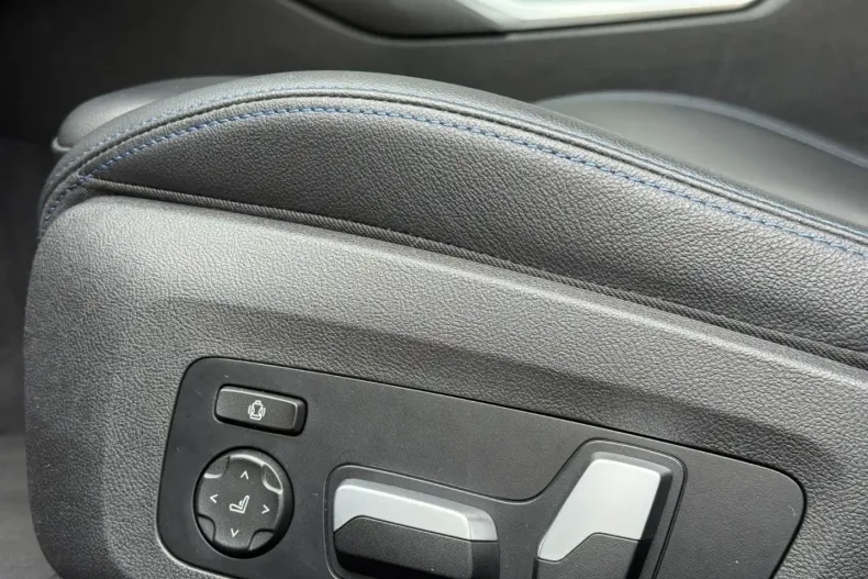 BMW 330 (Seria 3) din 2021 cu 109.940 km - oferta BMW184961 - foto 24