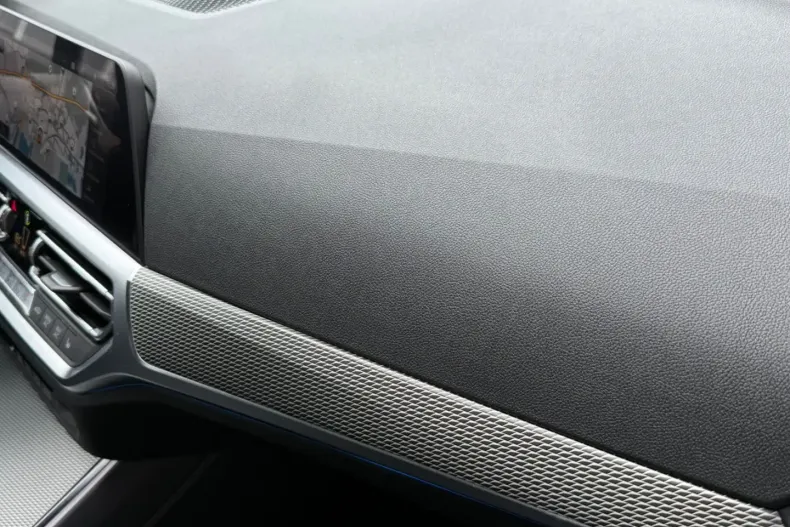 BMW 330 (Seria 3) din 2021 cu 109.940 km - oferta BMW184961 - foto 38