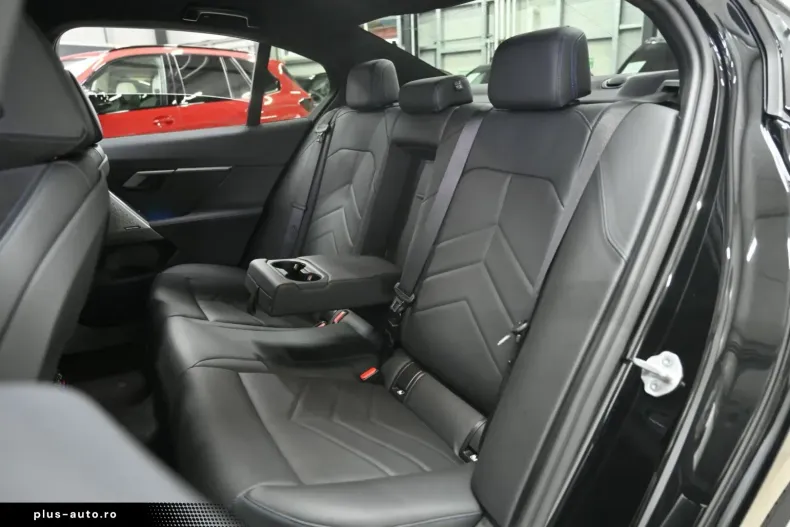 BMW 540 (Seria 5) din 2025 cu 23.915 km - oferta BMW184964 - foto 12