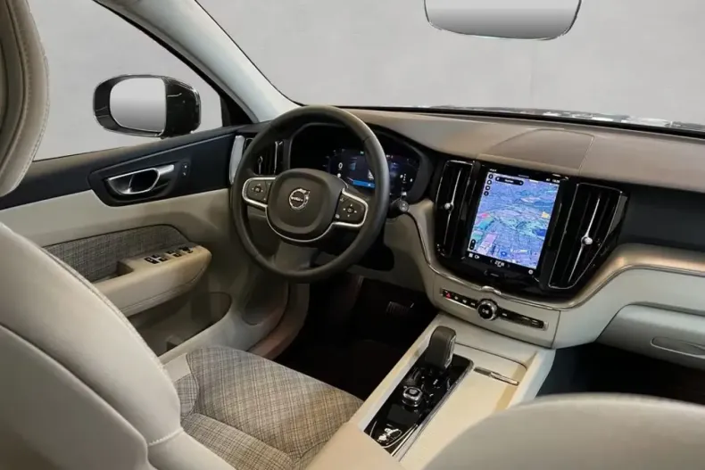 Volvo XC60 din 2024 cu 8.950 km - oferta VOL184967 - foto 2