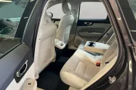 Volvo XC60 din 2024 cu 8.950 km - oferta VOL184967 - foto 11