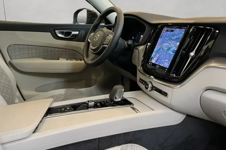 Volvo XC60 din 2024 cu 8.950 km - oferta VOL184967 - foto 16