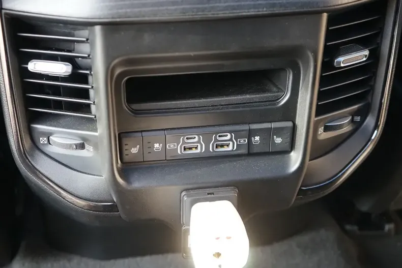 Dodge RAM din 2024 cu 16.800 km - oferta DOD184968 - foto 15