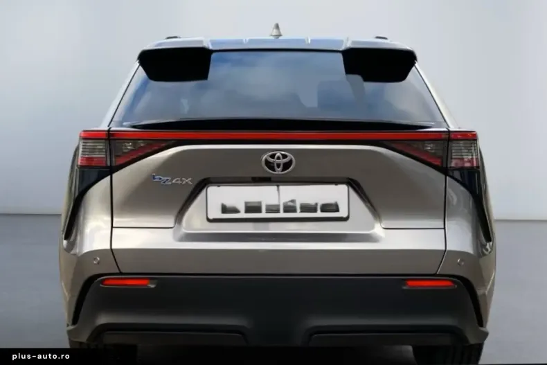 Toyota bZ4X din 2023 cu 38.774 km - oferta TOY184970 - foto 4