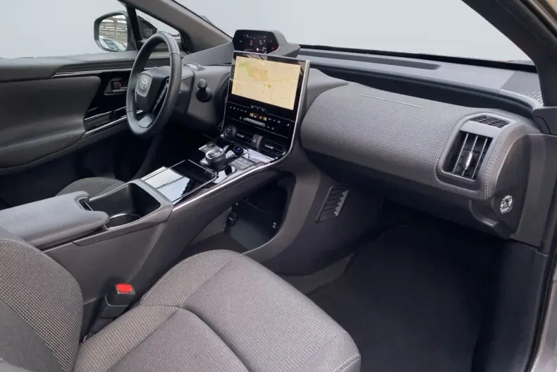 Toyota bZ4X din 2023 cu 38.774 km - oferta TOY184970 - foto 15