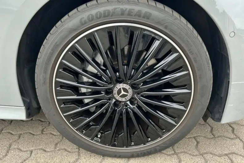 Mercedes-Benz CLE 200 (Clasa CLE) din 2024 cu 12.600 km - oferta MER184973 - foto 6