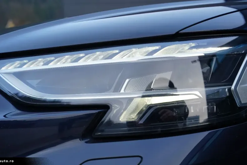 Audi A8 din 2022 cu 94.777 km - oferta AUD184974 - foto 3
