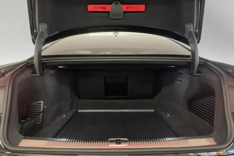 Audi A8 din 2022 cu 87.514 km - oferta AUD184976 - foto 5