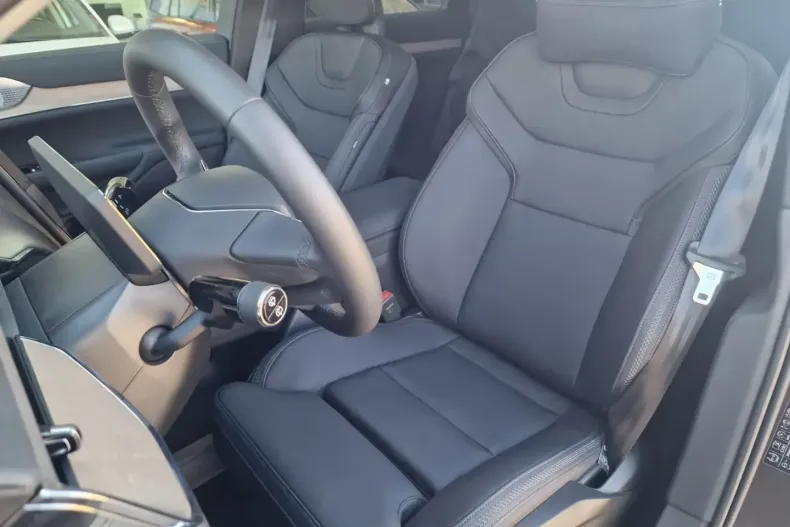 Volvo EX90 din 2025 cu 2.481 km - oferta VOL184980 - foto 10