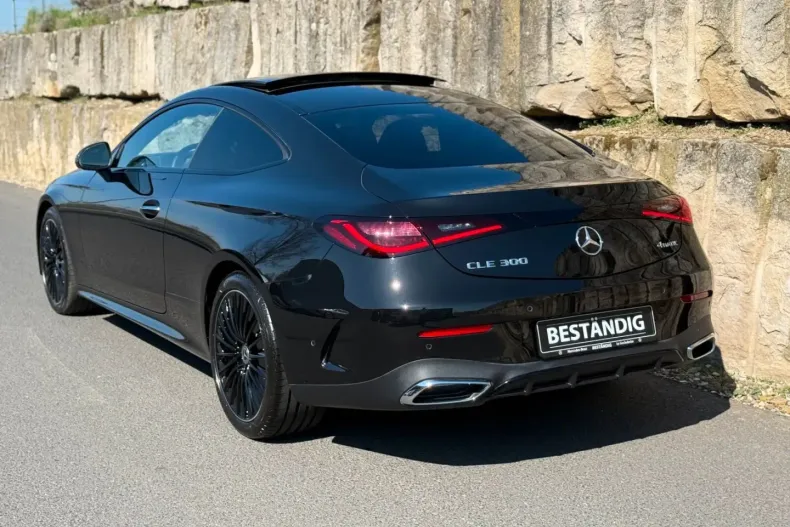 Mercedes-Benz CLE 300 (Clasa CLE) din 2023 cu 23.421 km - oferta MER184981 - foto 3