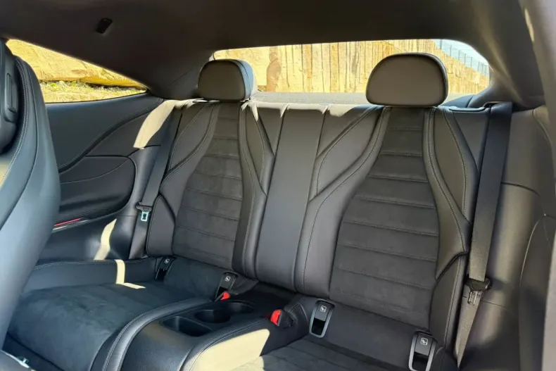 Mercedes-Benz CLE 300 (Clasa CLE) din 2023 cu 23.421 km - oferta MER184981 - foto 18