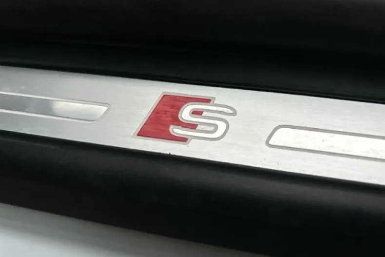 Audi Q8 din 2022 cu 58.900 km - oferta AUD184987 - foto 12